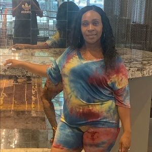 Meet your Posher, Iesha